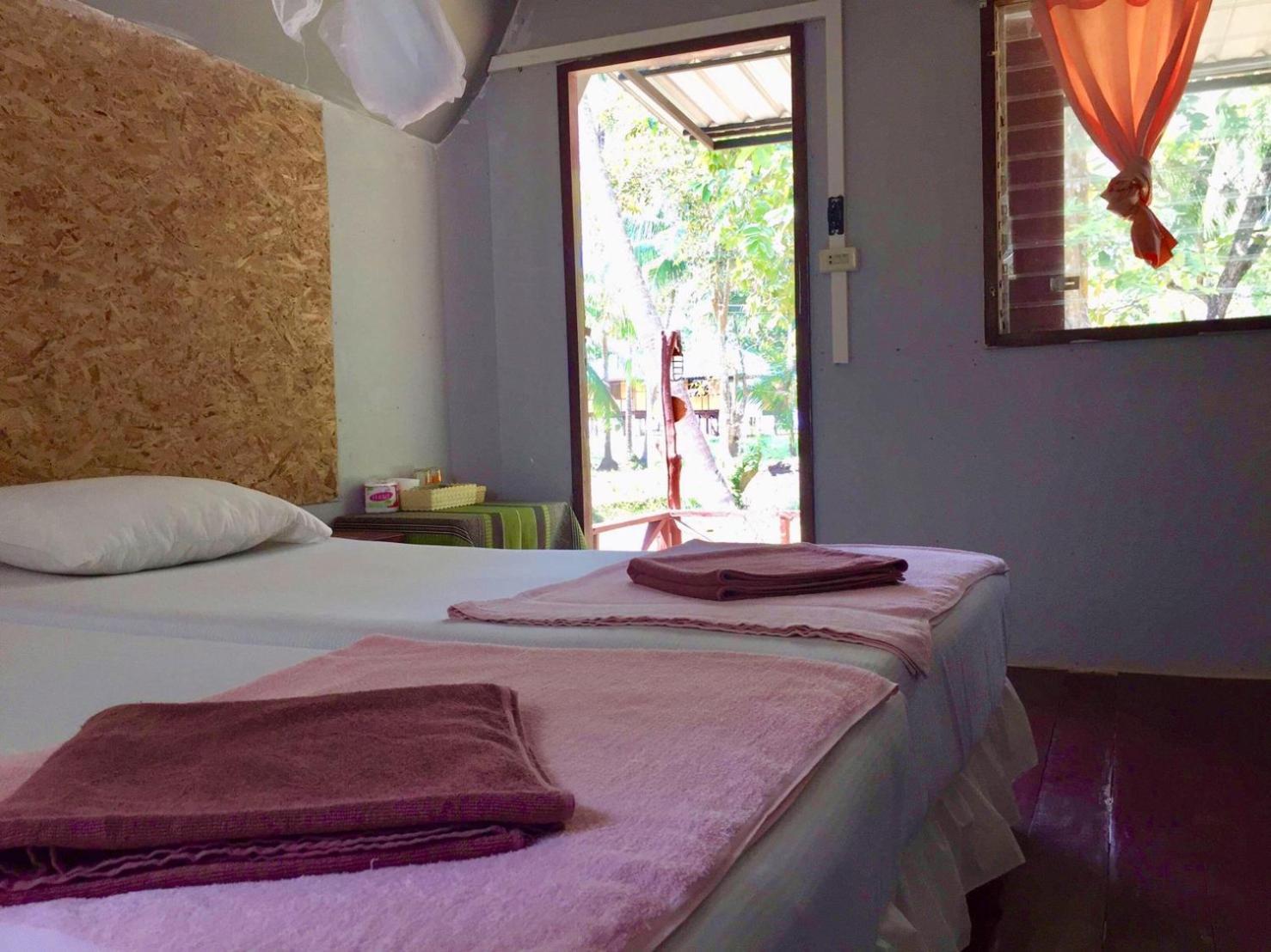 Libong Beach Resort Bagian luar foto